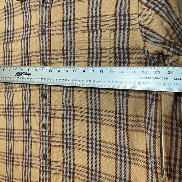 St. John's Bay Men Button Down Flannel Shirt size XL Yellow & Brown Plaid Cozy - Picture 4 of 9